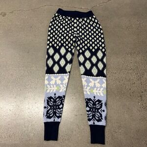 People Snow Bunny lounge pants in the Snowy Combo pattern Winter Knit Leggings